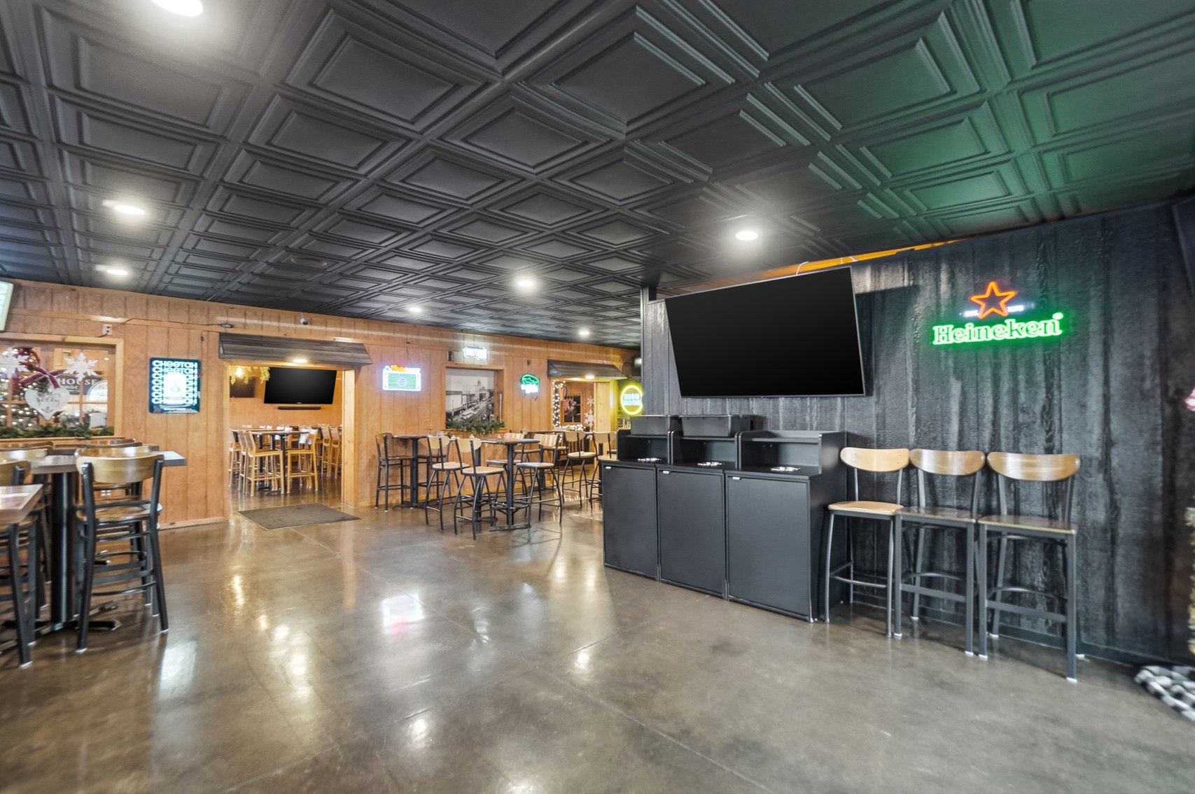 Image for TURN-KEY BUSINESS AUCTION! 2330 Bright Rd