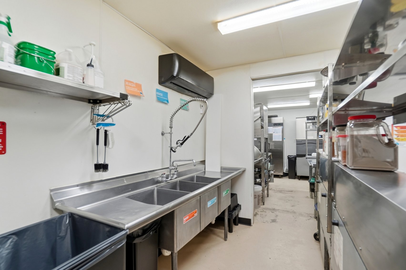 Image for TURN-KEY BUSINESS AUCTION! 2330 Bright Rd