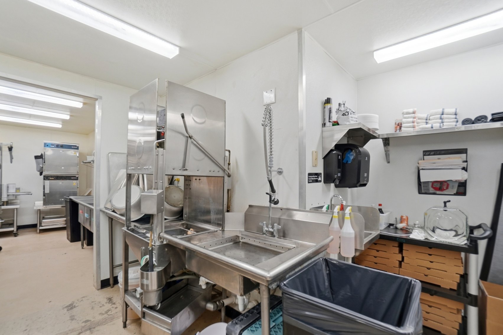 Image for TURN-KEY BUSINESS AUCTION! 2330 Bright Rd