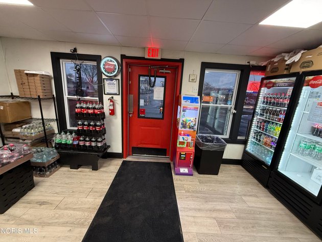 Image for Turn Key Business Auction! The Orginal Royal Pizza