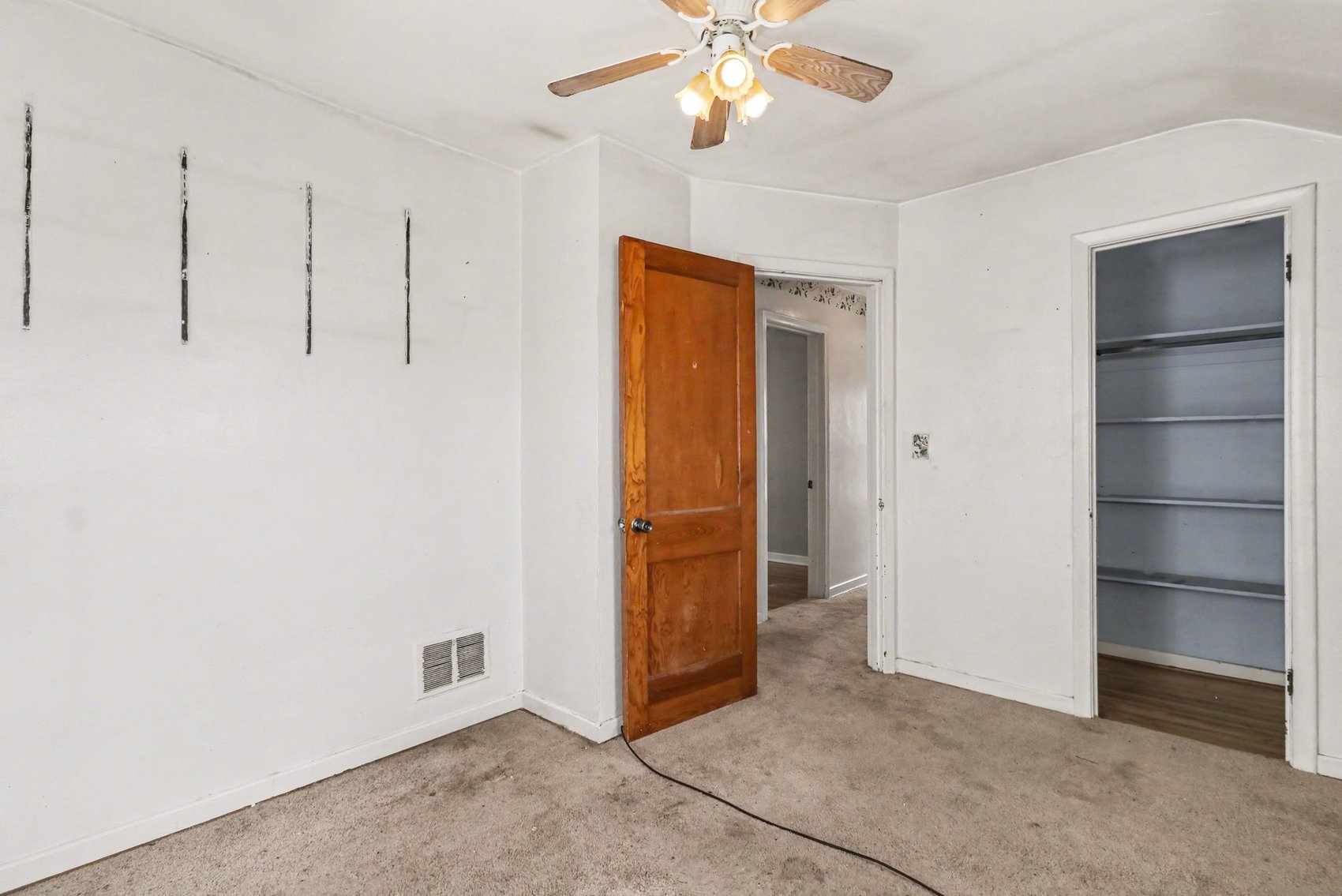 Image for MINIMUM BID AUCTION $39,000! 936 Atlantic Ave