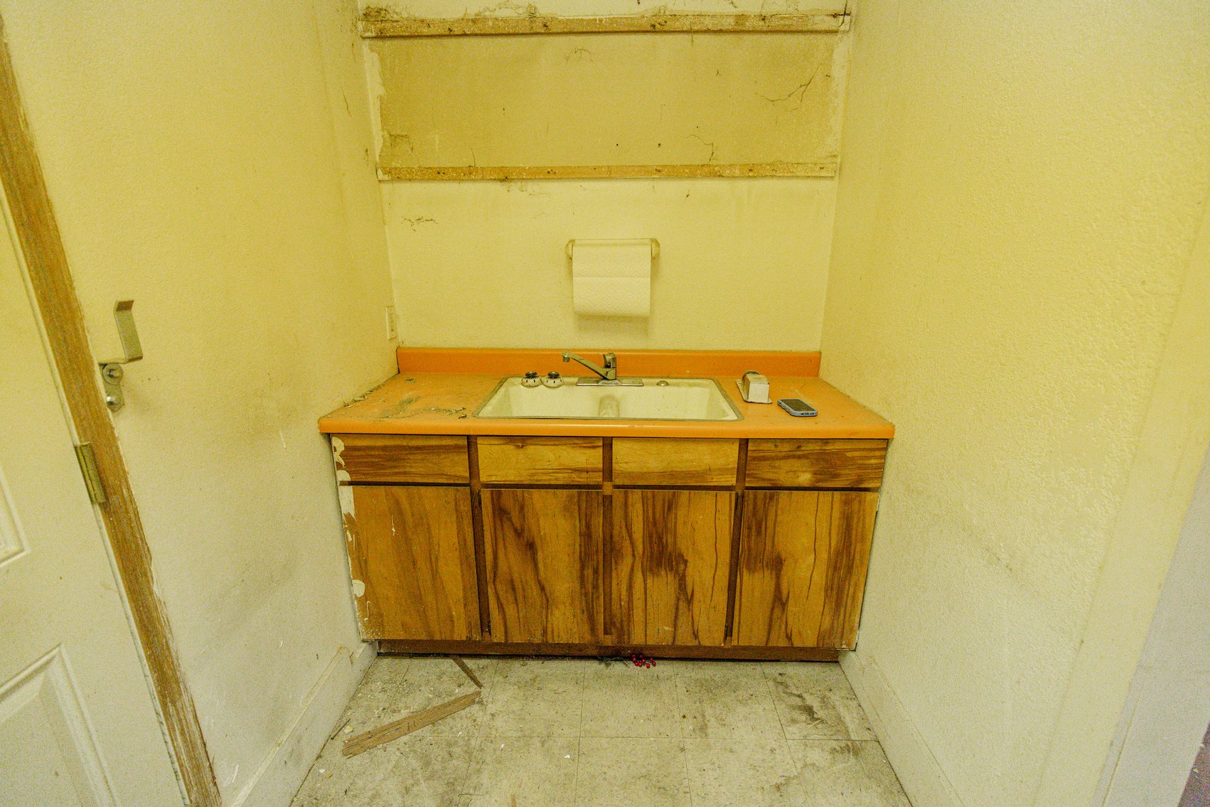 Image for MINIMUM BID AUCTION $49,000! 3522 Upton Ave