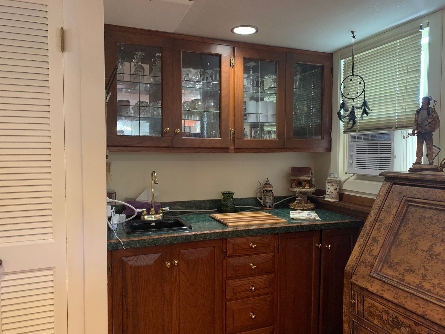 Image for MINIMUM BID AUCTION $225,000! 5930 N River Rd