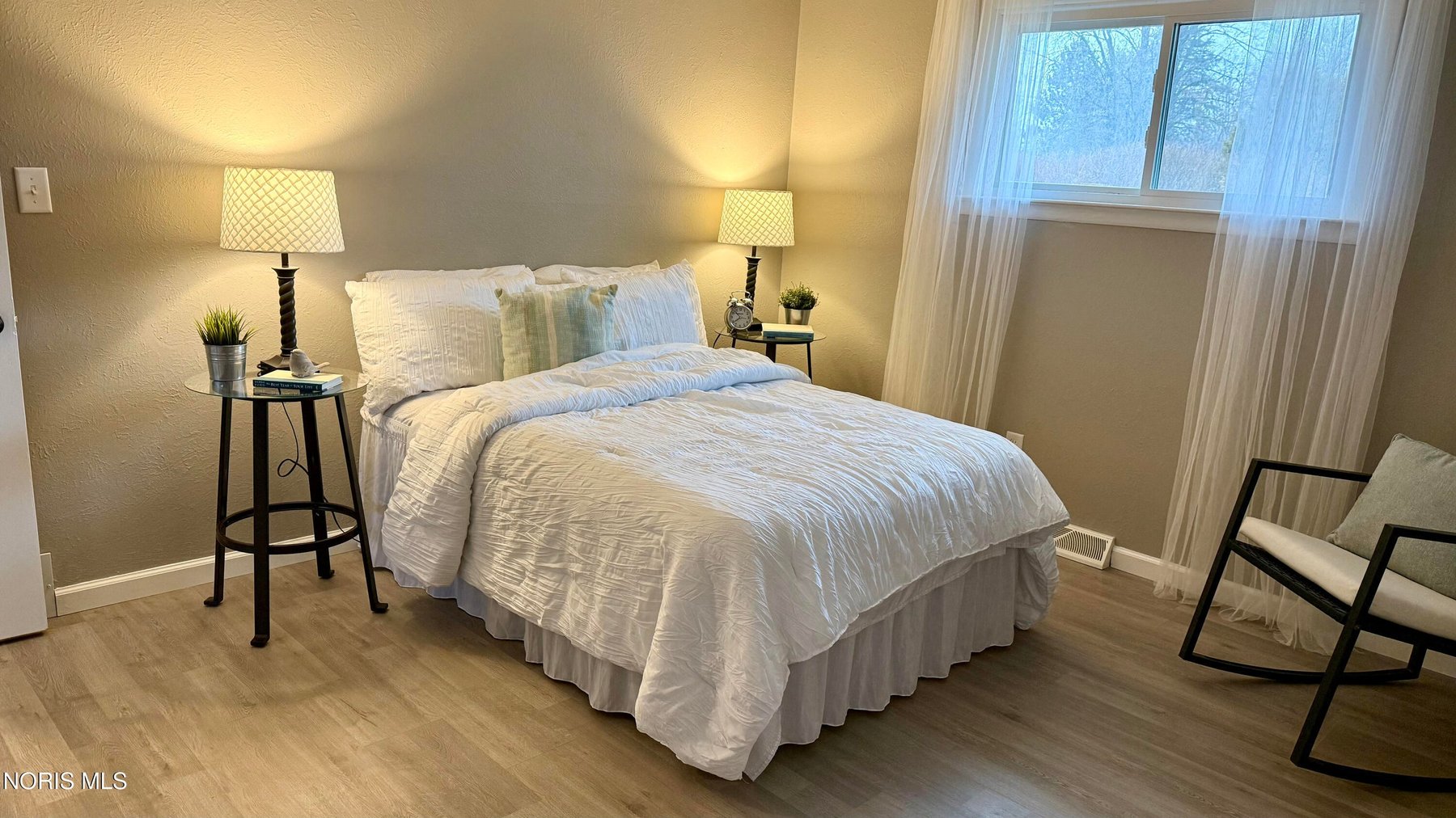 Image for MINIMUM BID AUCTION $175,000! 5043 Barton Pl