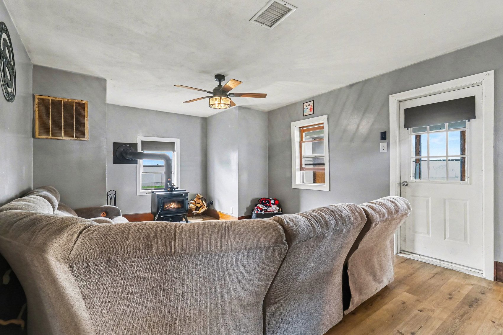 Image for MINIMUM BID AUCTION $39,000! 114 N Main st