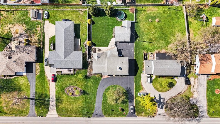 Image for MINIMUM BID AUCTION $225,000! 5930 N River Rd