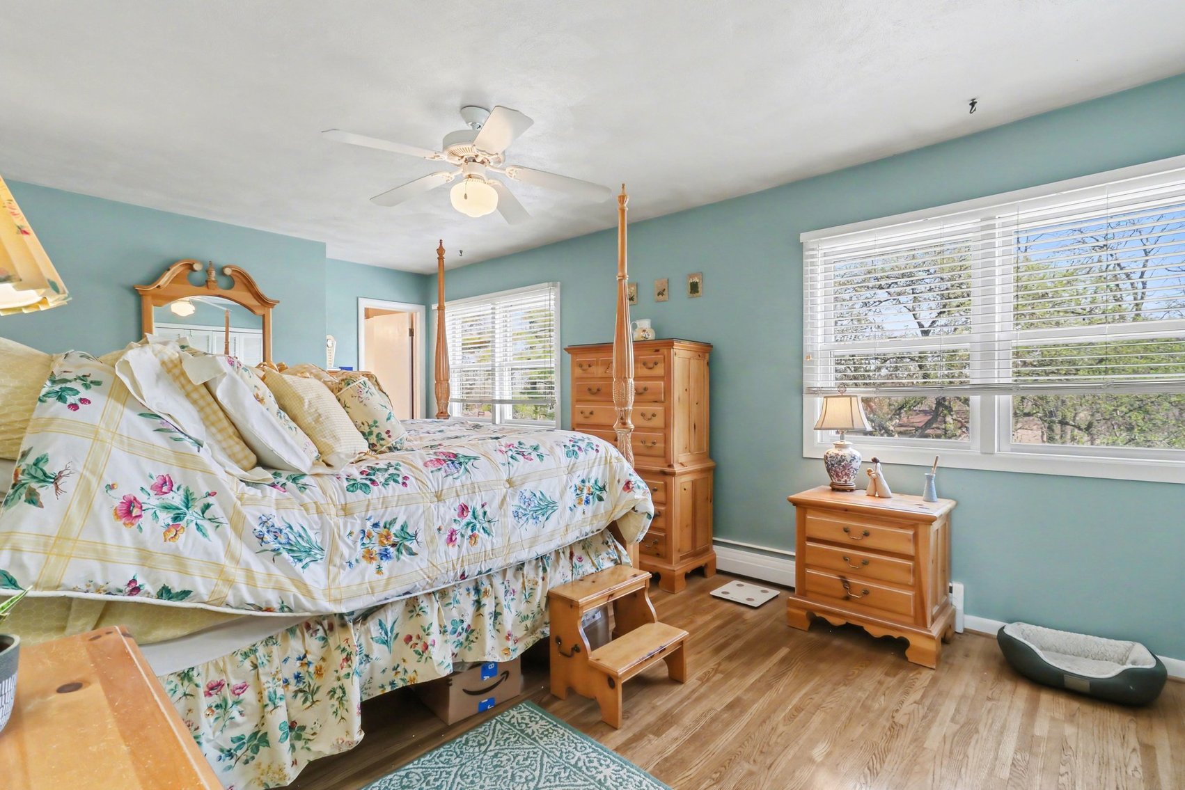 Image for MINIMUM BID AUCTION $225,000! 5930 N River Rd