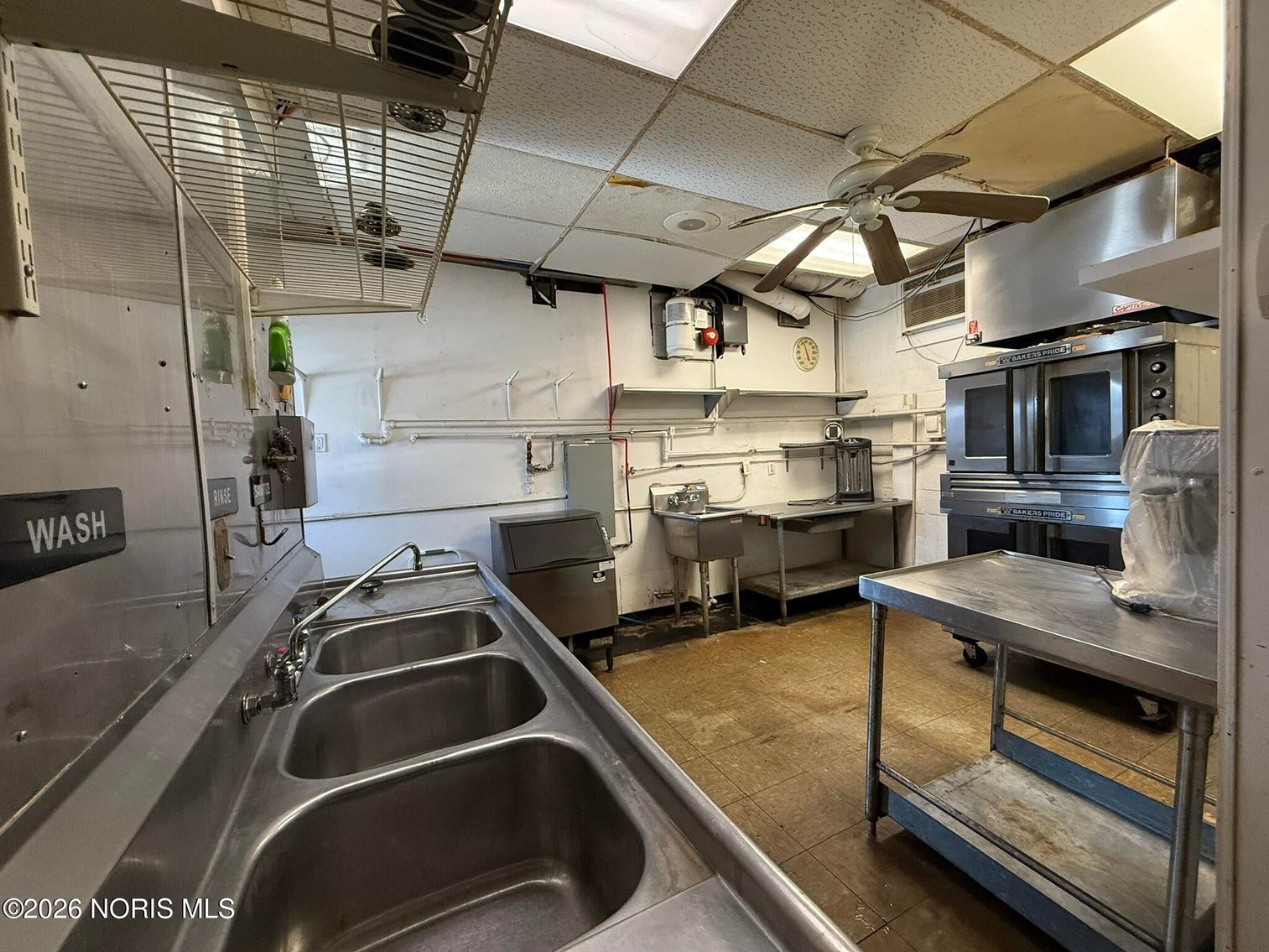 Image for MINIMUM BID AUCTION $90,000! 4820 Summit St