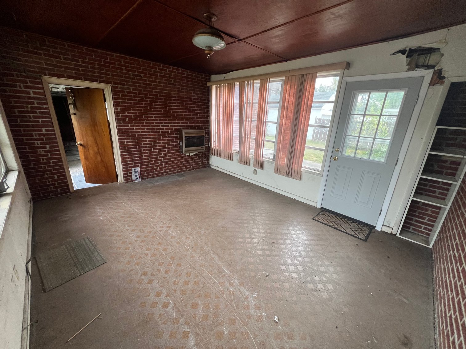 Image for MINIMUM BID AUCTION $89,000! 1174 Elco ave