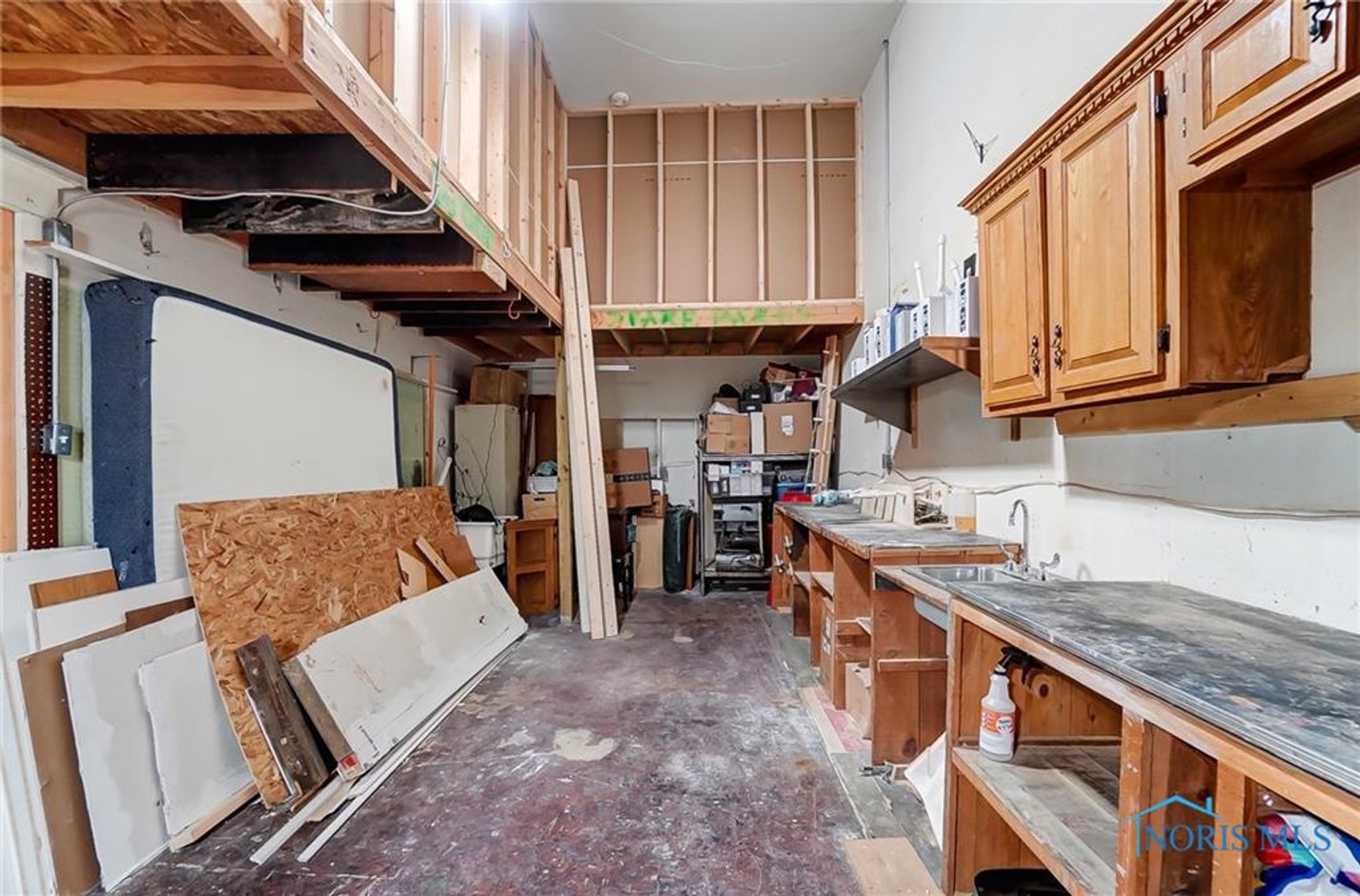 Image for MINIMUM BID AUCTION $99,000! 121 N Fulton St