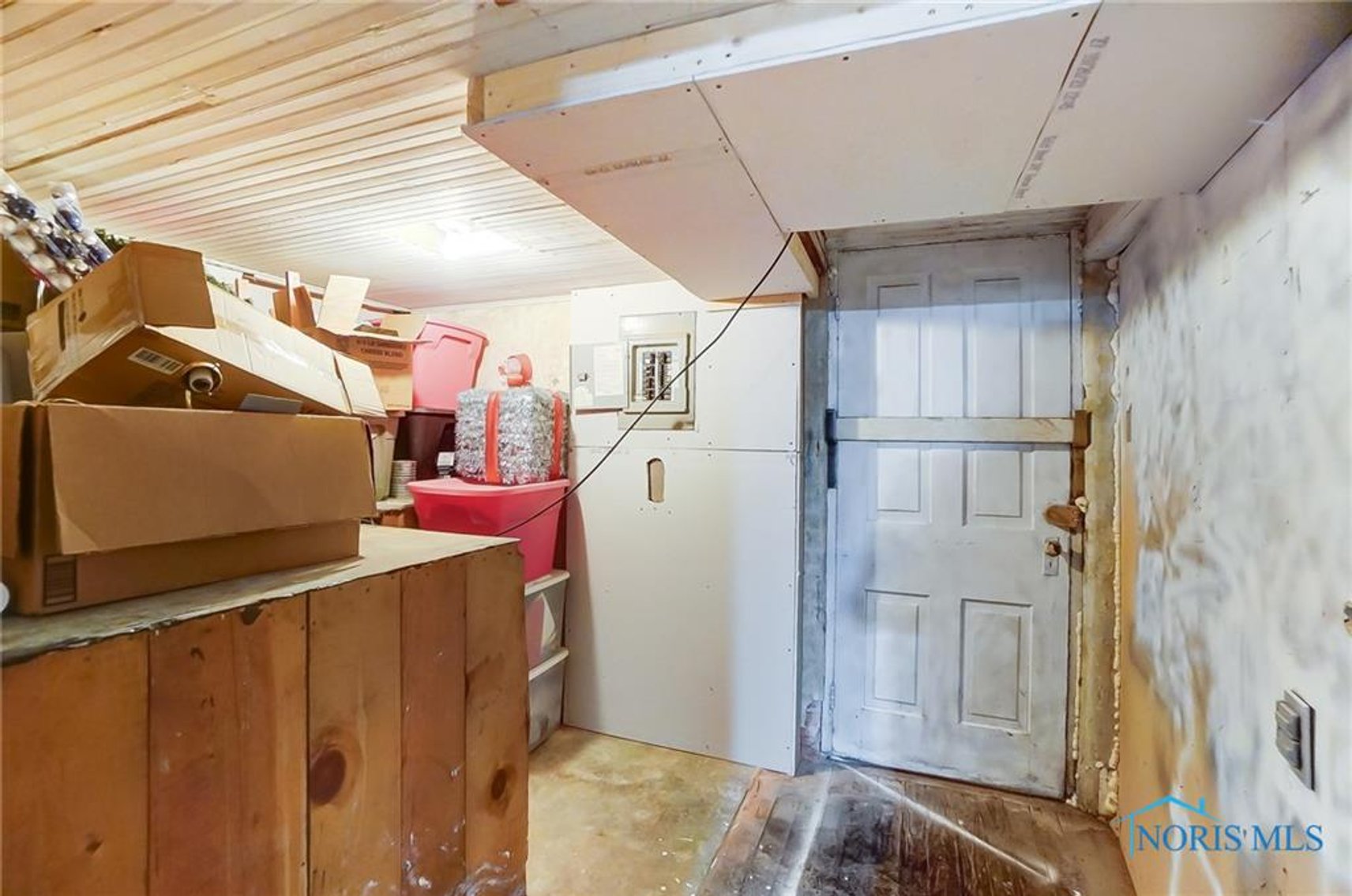 Image for MINIMUM BID AUCTION $99,000! 121 N Fulton St