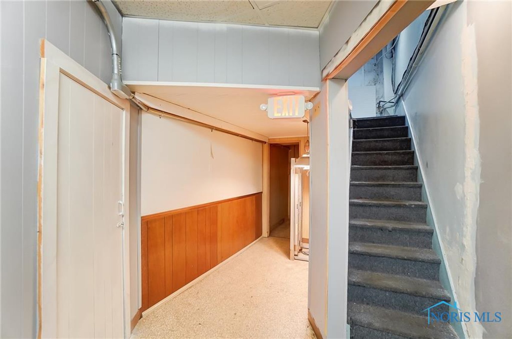 Image for MINIMUM BID AUCTION $99,000! 121 N Fulton St