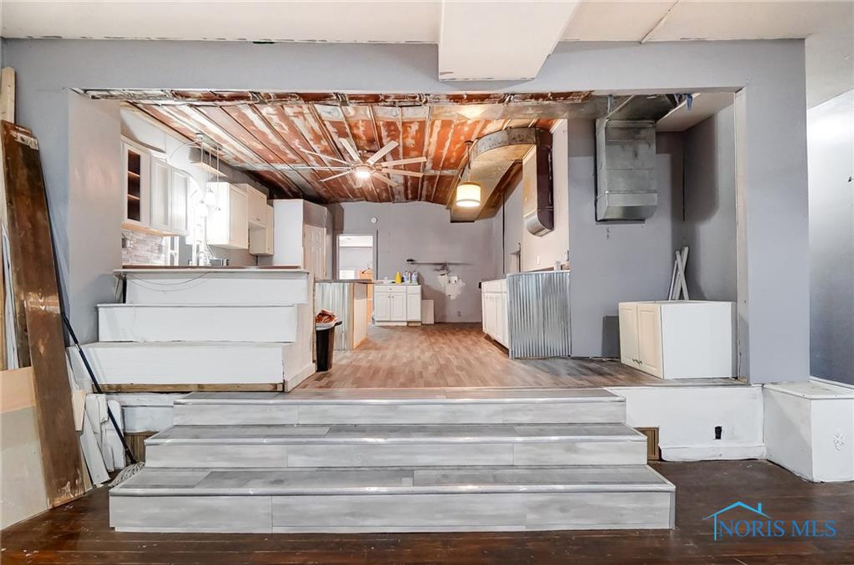 Image for MINIMUM BID AUCTION $99,000! 121 N Fulton St