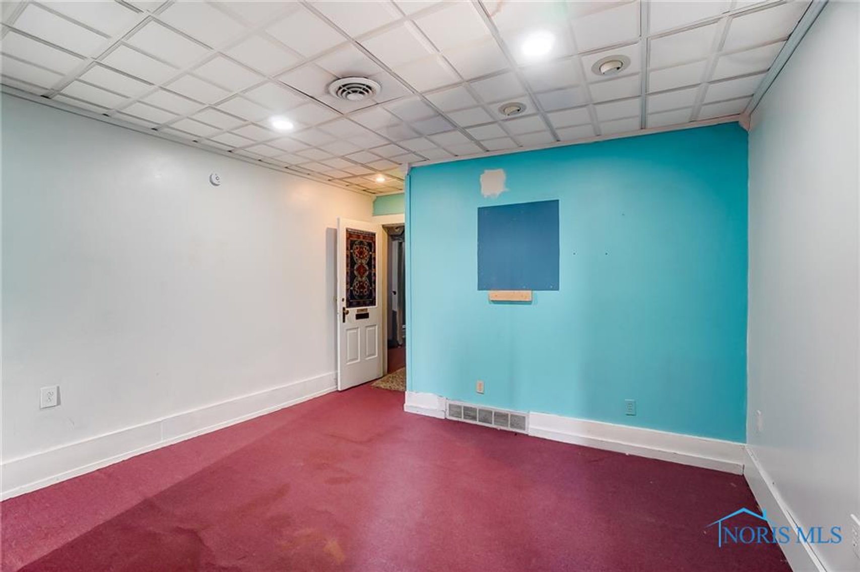 Image for MINIMUM BID AUCTION $99,000! 121 N Fulton St