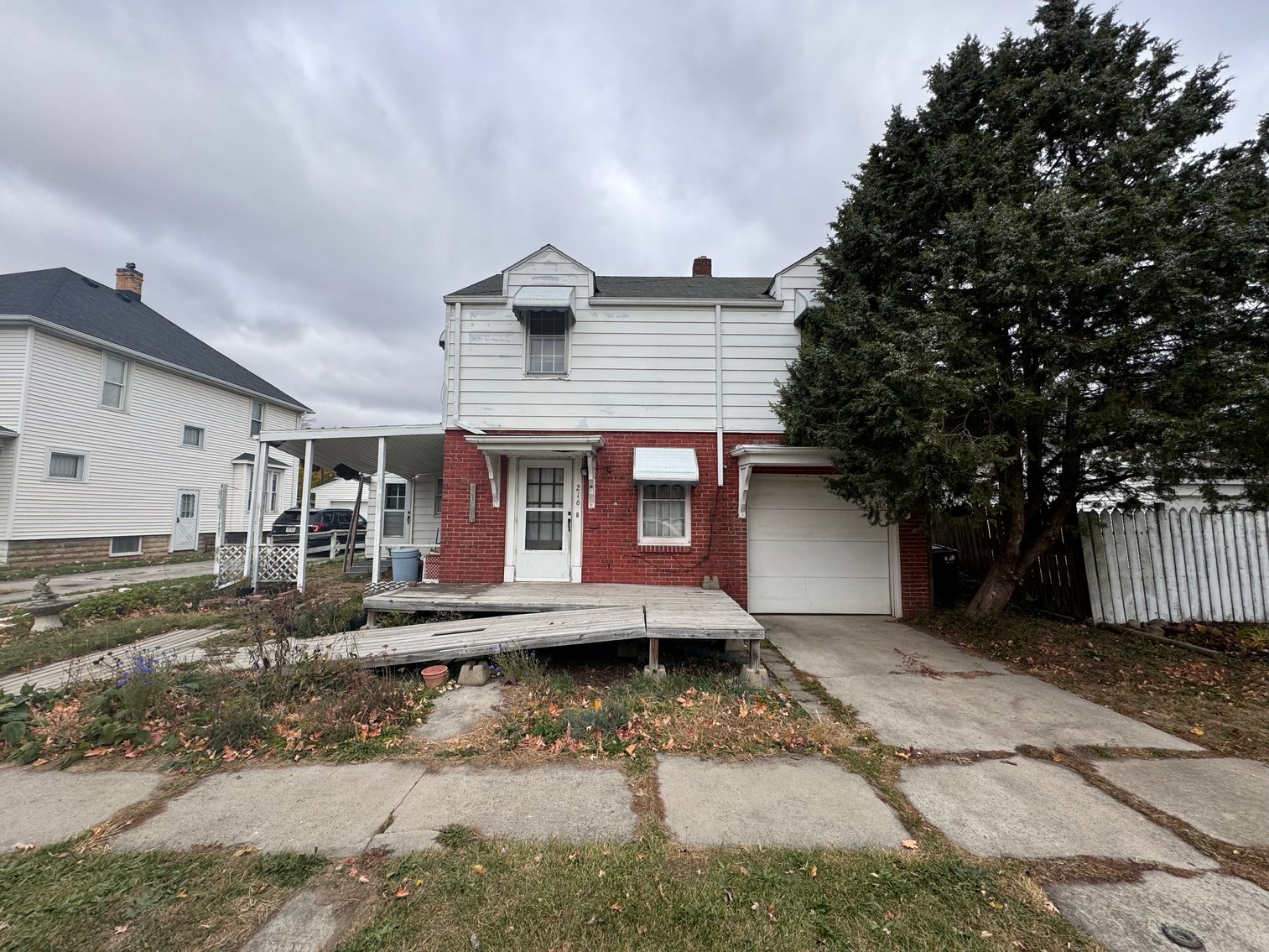 Image for MINIMUM BID AUCTION $19,000! 216 W Jackson St