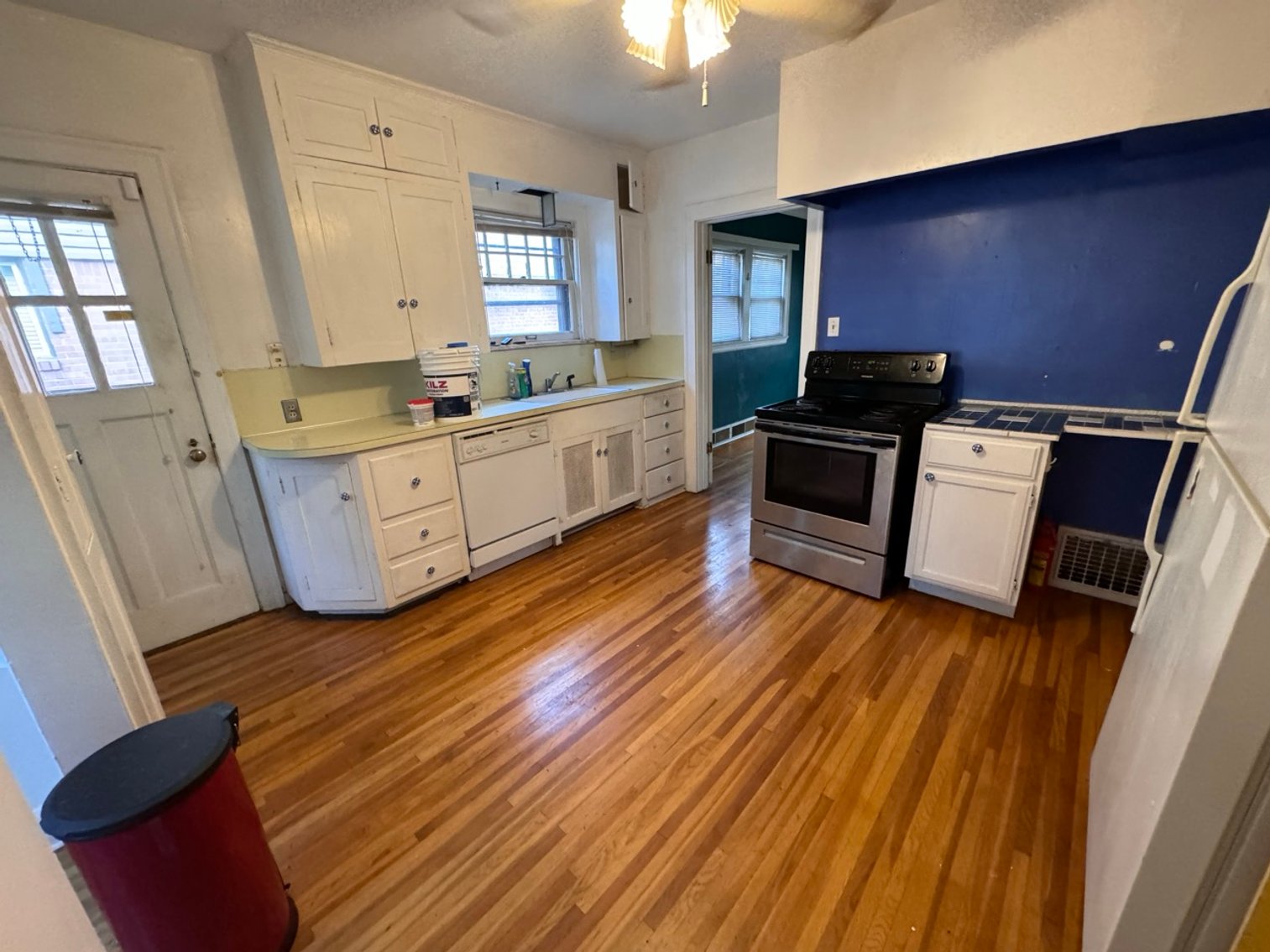 Image for MINIMUM BID AUCTION $149,000! 2515 Densmore Dr