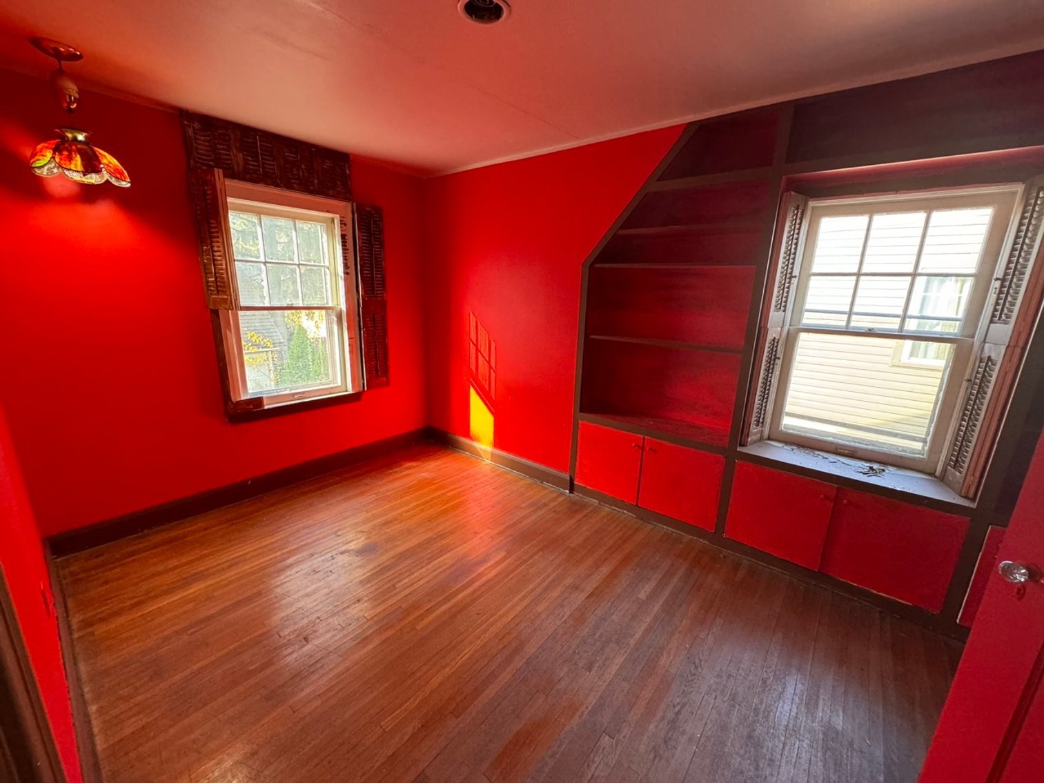 Image for MINIMUM BID AUCTION $149,000! 2515 Densmore Dr