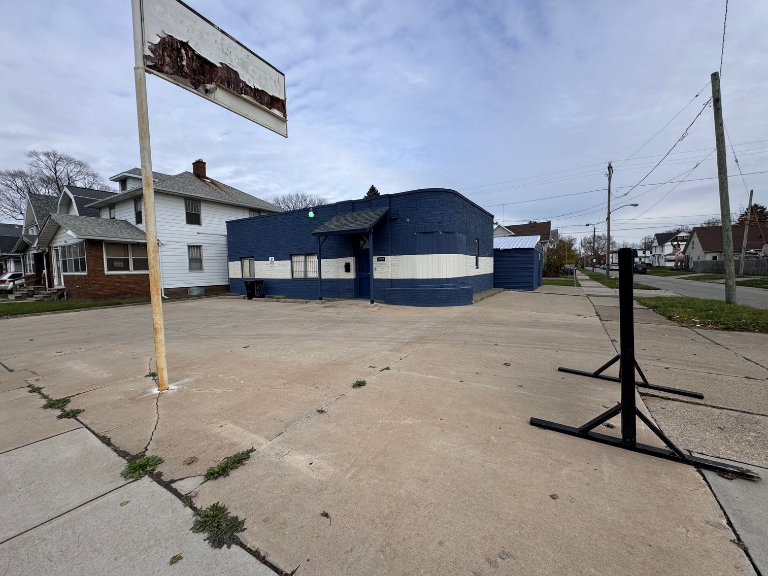 Image for MINIMUM BID AUCTION $49,999! 659 E Broadway