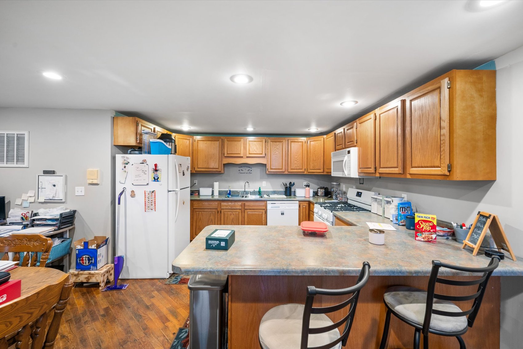 Image for MINIMUM BID AUCTION $170,000! 111 East St.