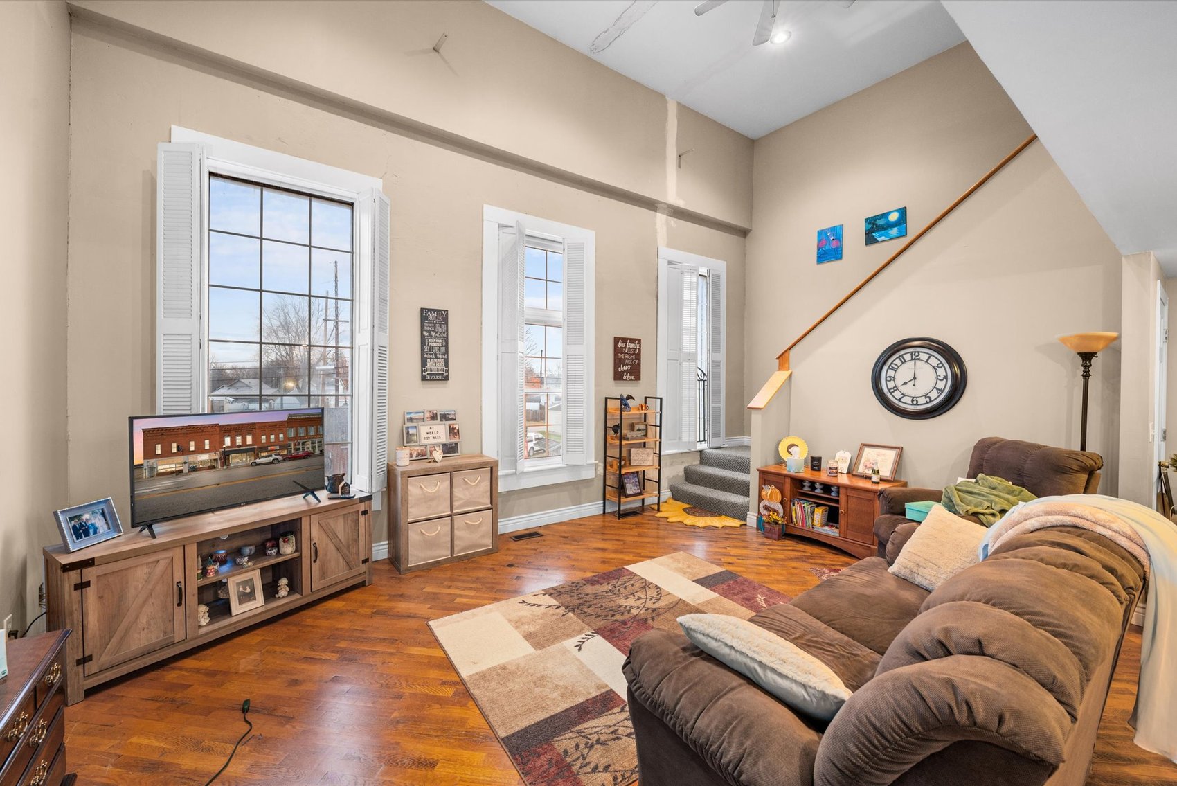 Image for MINIMUM BID AUCTION $170,000! 111 East St.