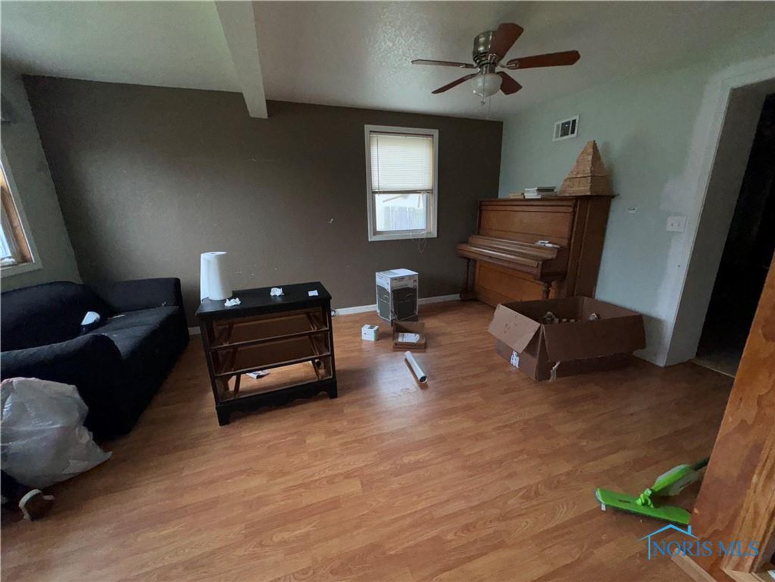 Image for MINIMUM BID AUCTION $70,000! 2227 Rood St