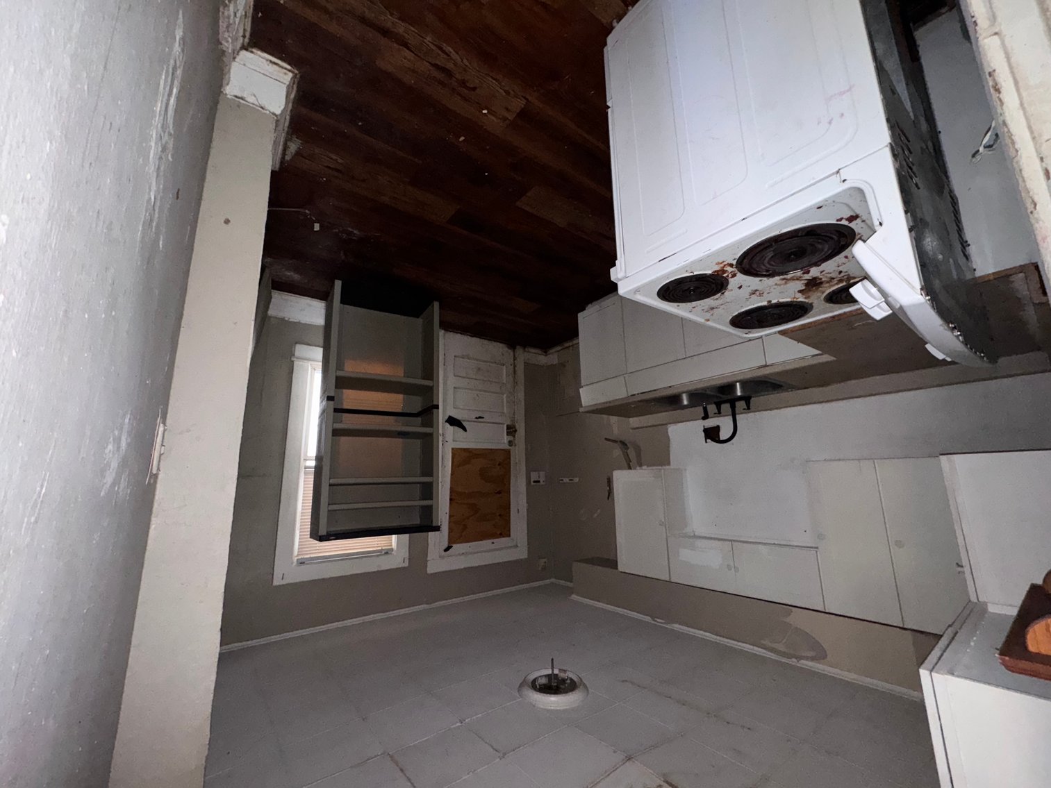 Image for MINIMUM BID AUCTION $25,000! 1723 Stahlwood