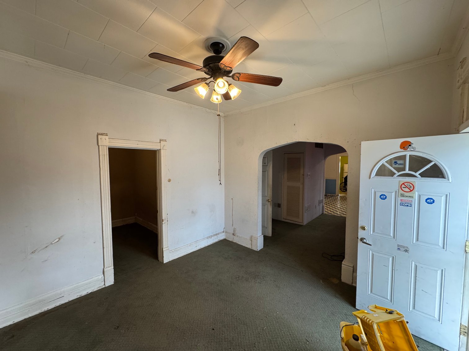 Image for MINIMUM BID AUCTION $19,000! 914 Moore St