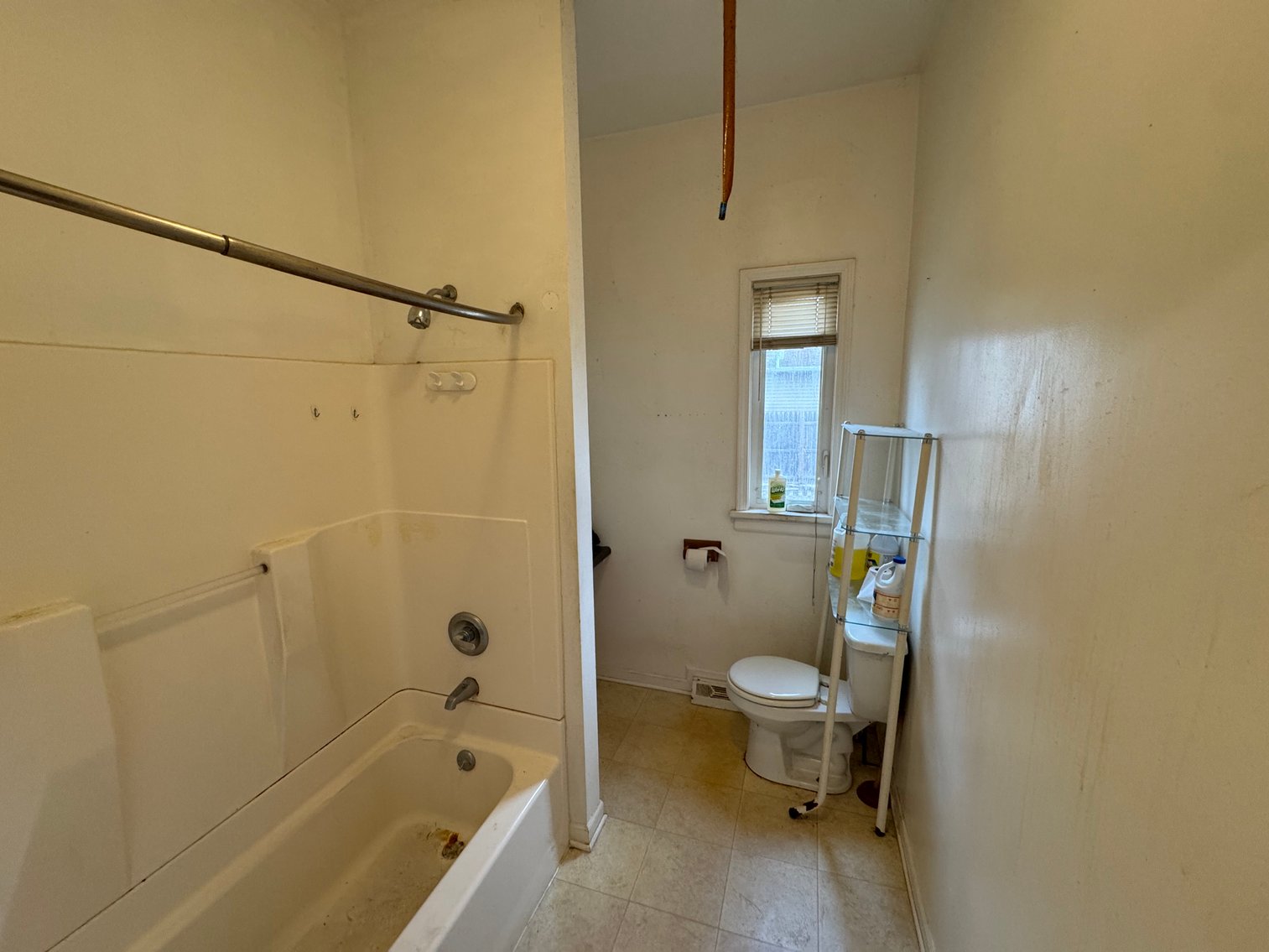 Image for MINIMUM BID AUCTION $19,000! 914 Moore St