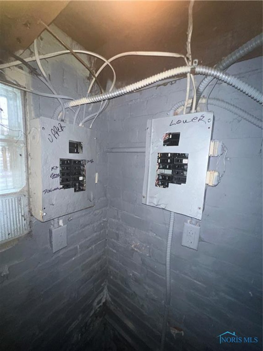 Image for SOLD PRIOR TO AUCTION! 2524 Maplewood Ave.