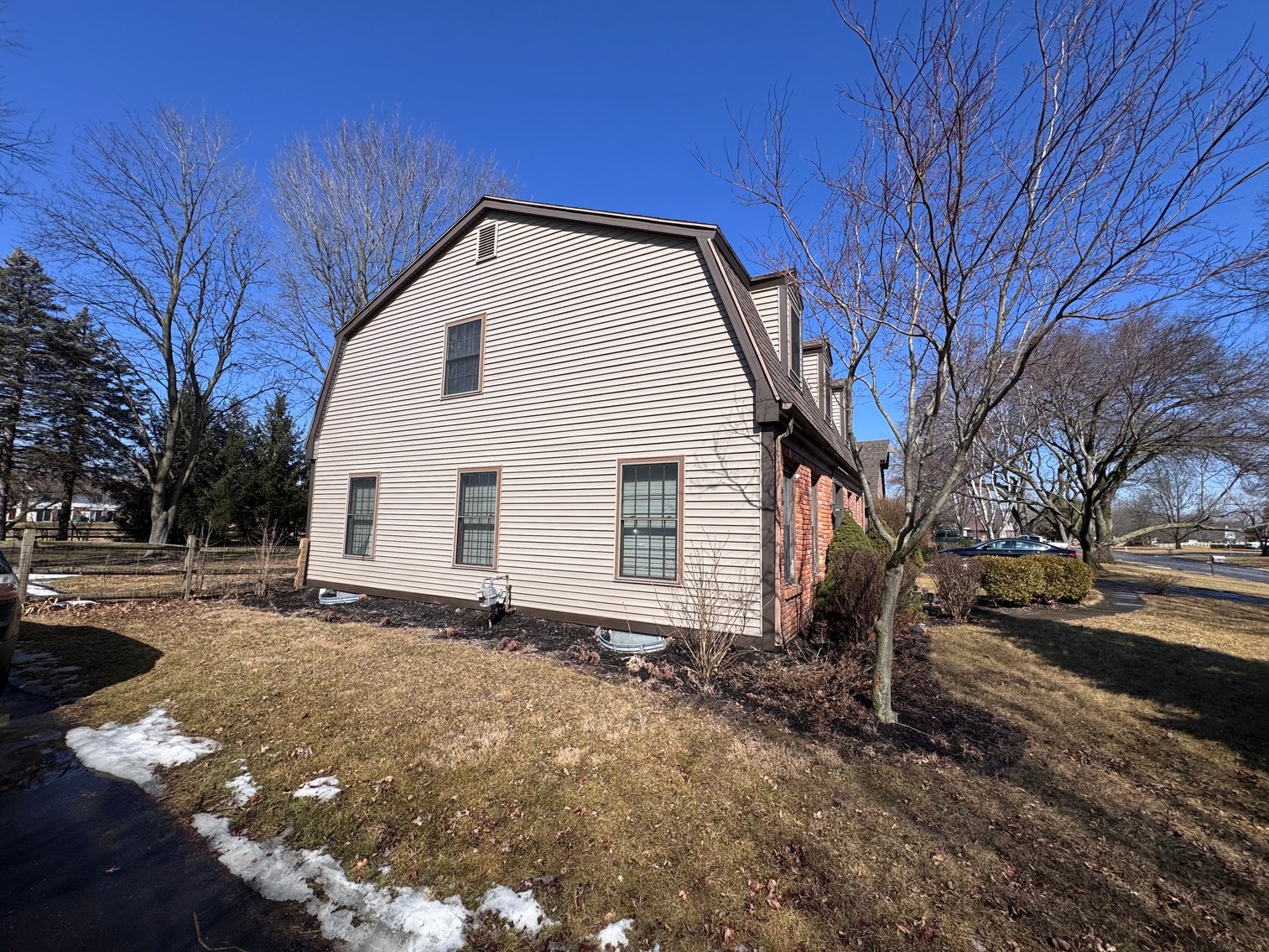 Image for MINIMUM BID AUCTION $199,000! 2904 Byrnwyck W