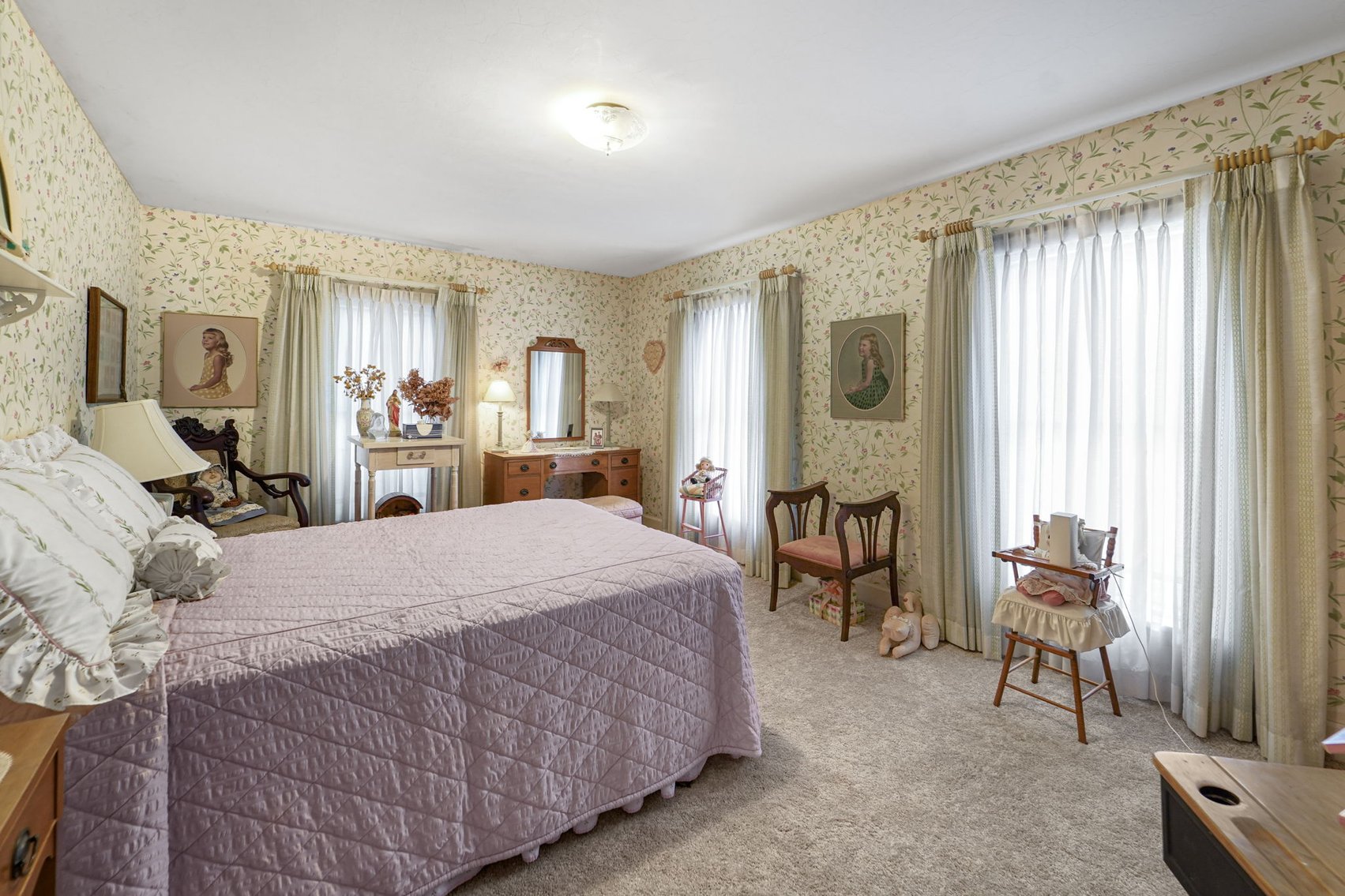 Image for MINIMUM BID AUCTION $900,000! 3133 Edgewood Rd