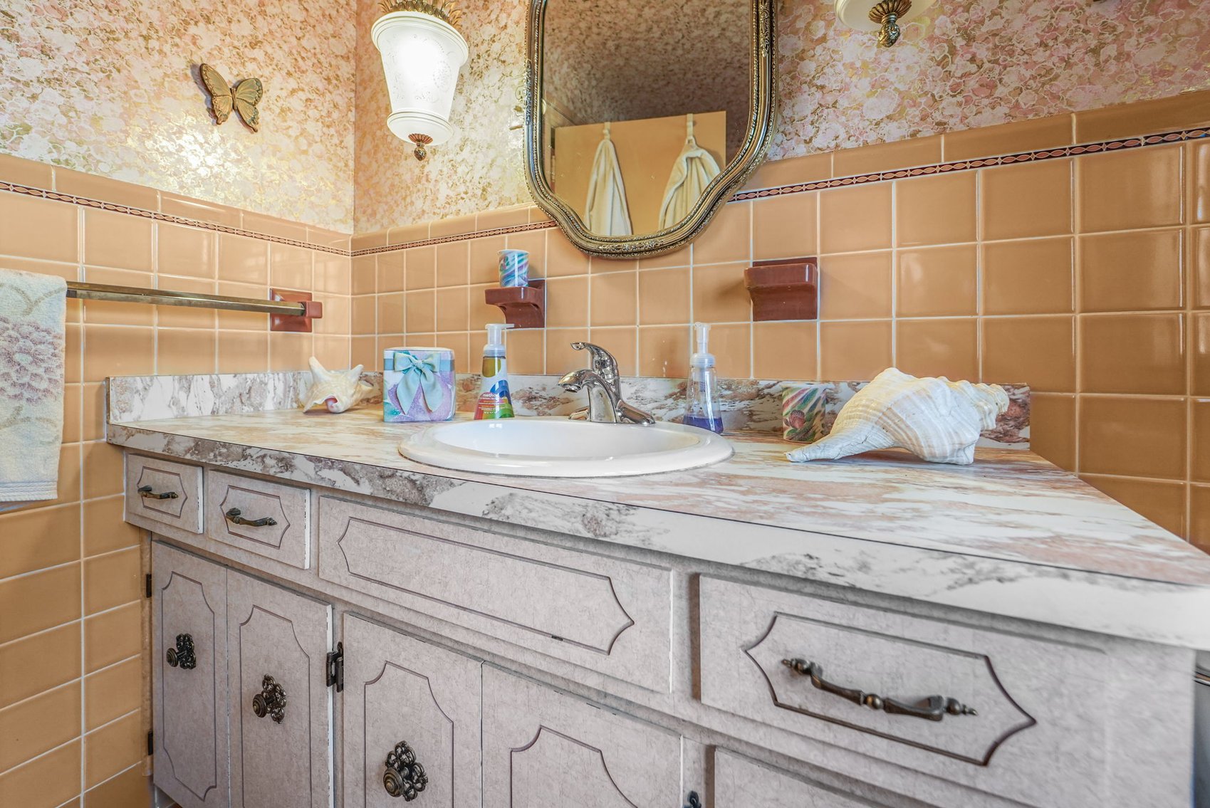 Image for MINIMUM BID AUCTION $900,000! 3133 Edgewood Rd