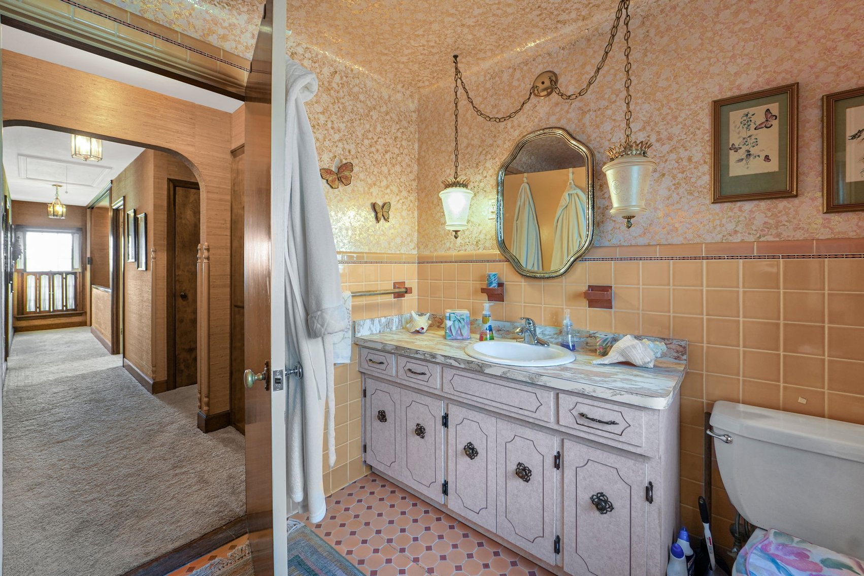 Image for MINIMUM BID AUCTION $900,000! 3133 Edgewood Rd