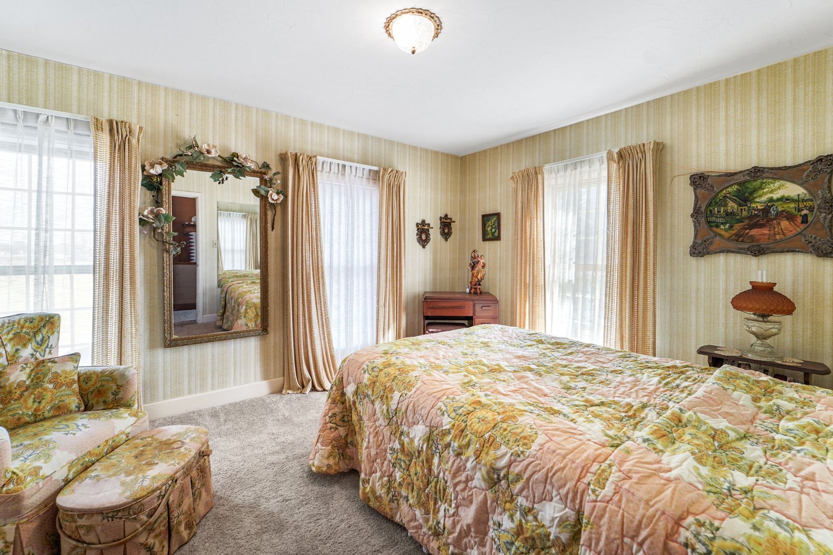 Image for MINIMUM BID AUCTION $900,000! 3133 Edgewood Rd