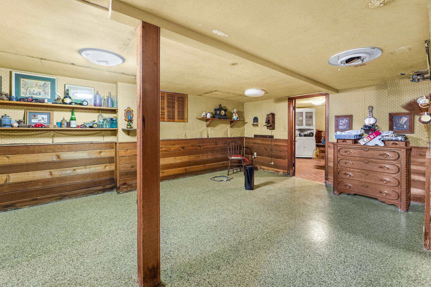 Image for MINIMUM BID AUCTION $900,000! 3133 Edgewood Rd