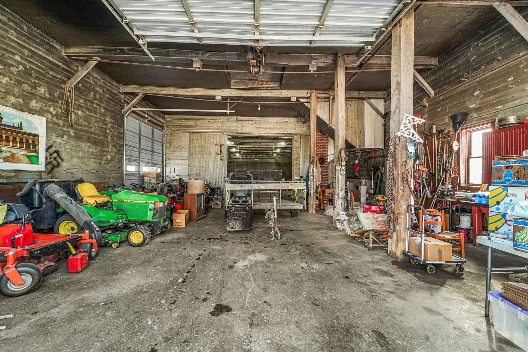 Image for MINIMUM BID AUCTION $900,000! 3133 Edgewood Rd