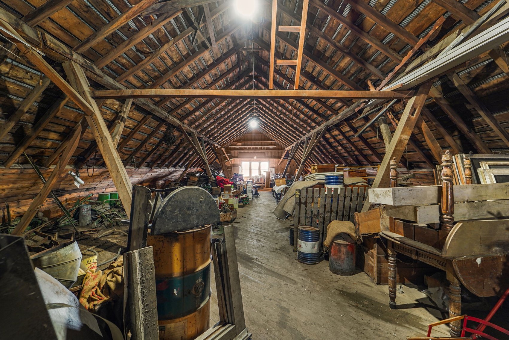 Image for MINIMUM BID AUCTION $900,000! 3133 Edgewood Rd