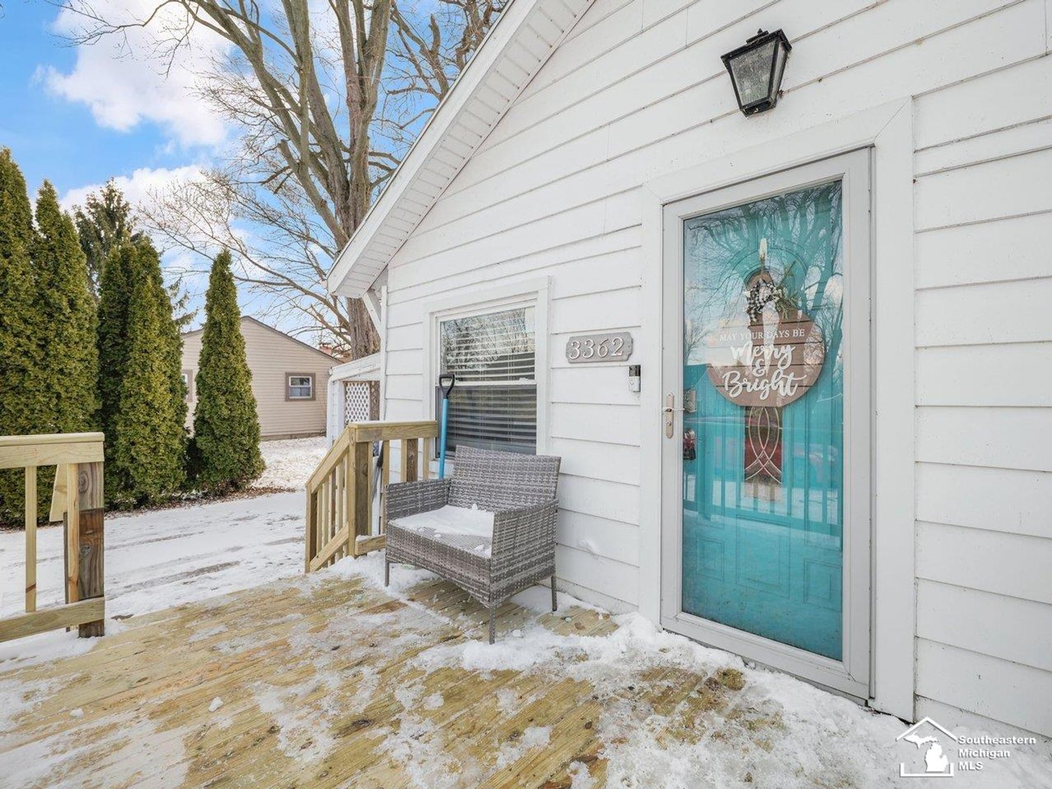 Image for MINIMUM BID AUCTION $89,000! 3362 5th Street