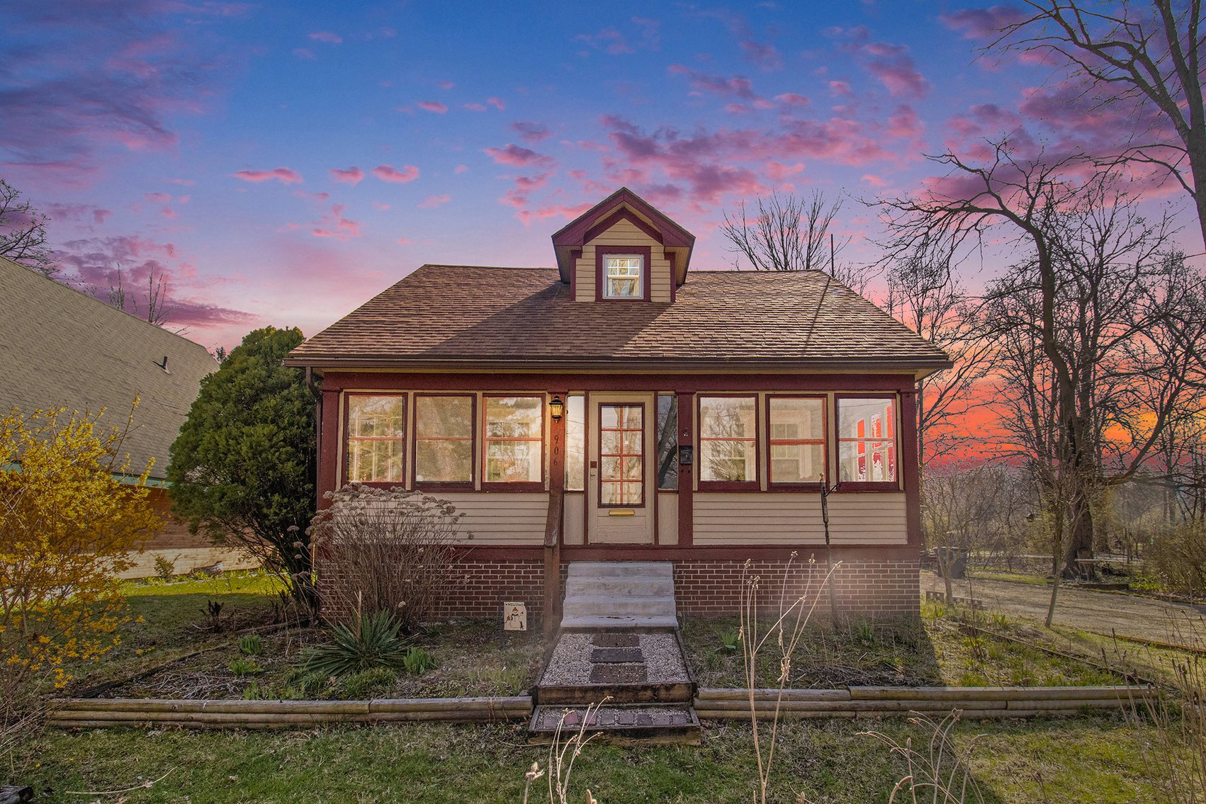 Image for SOLD PRIOR TO AUCTION! 906 Harrow Rd.