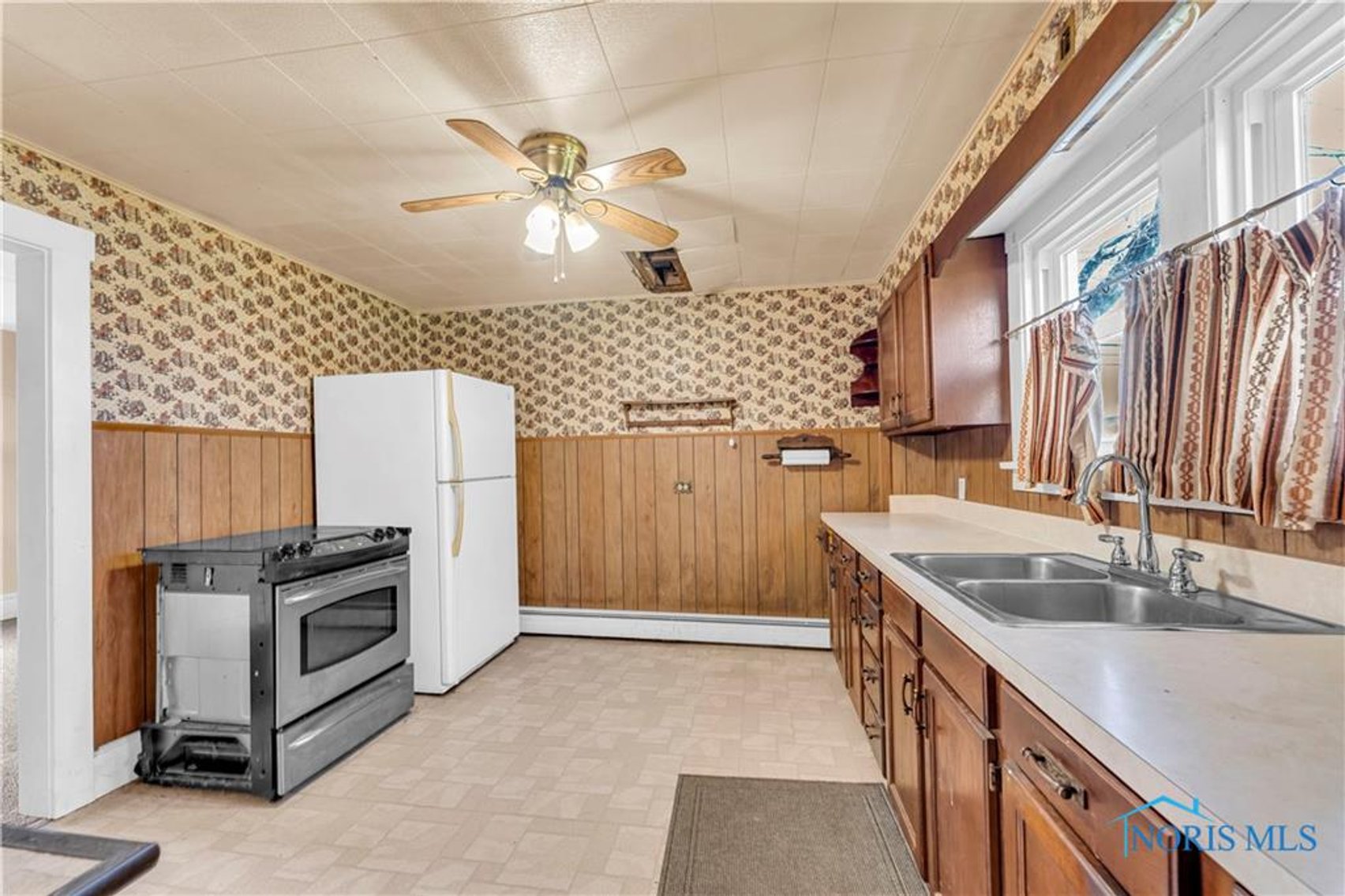 Image for MINIMUM BID AUCTION $125,000! 5315 Jaycox