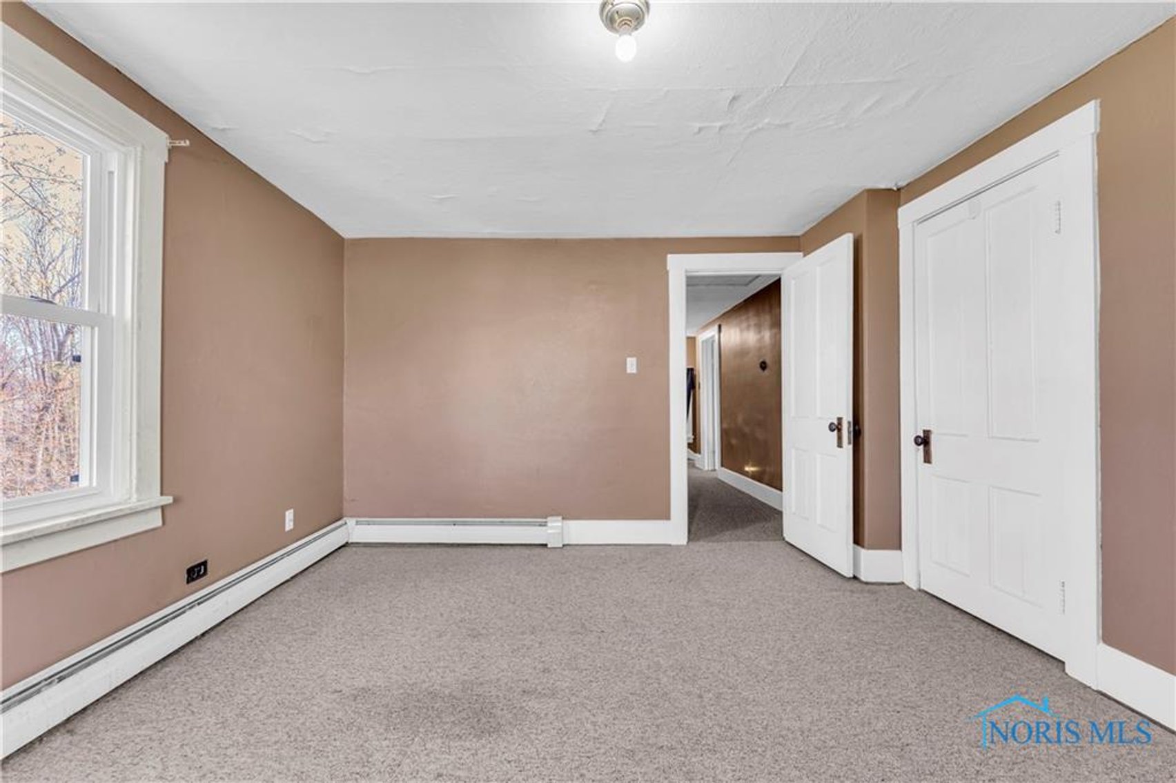 Image for MINIMUM BID AUCTION $125,000! 5315 Jaycox