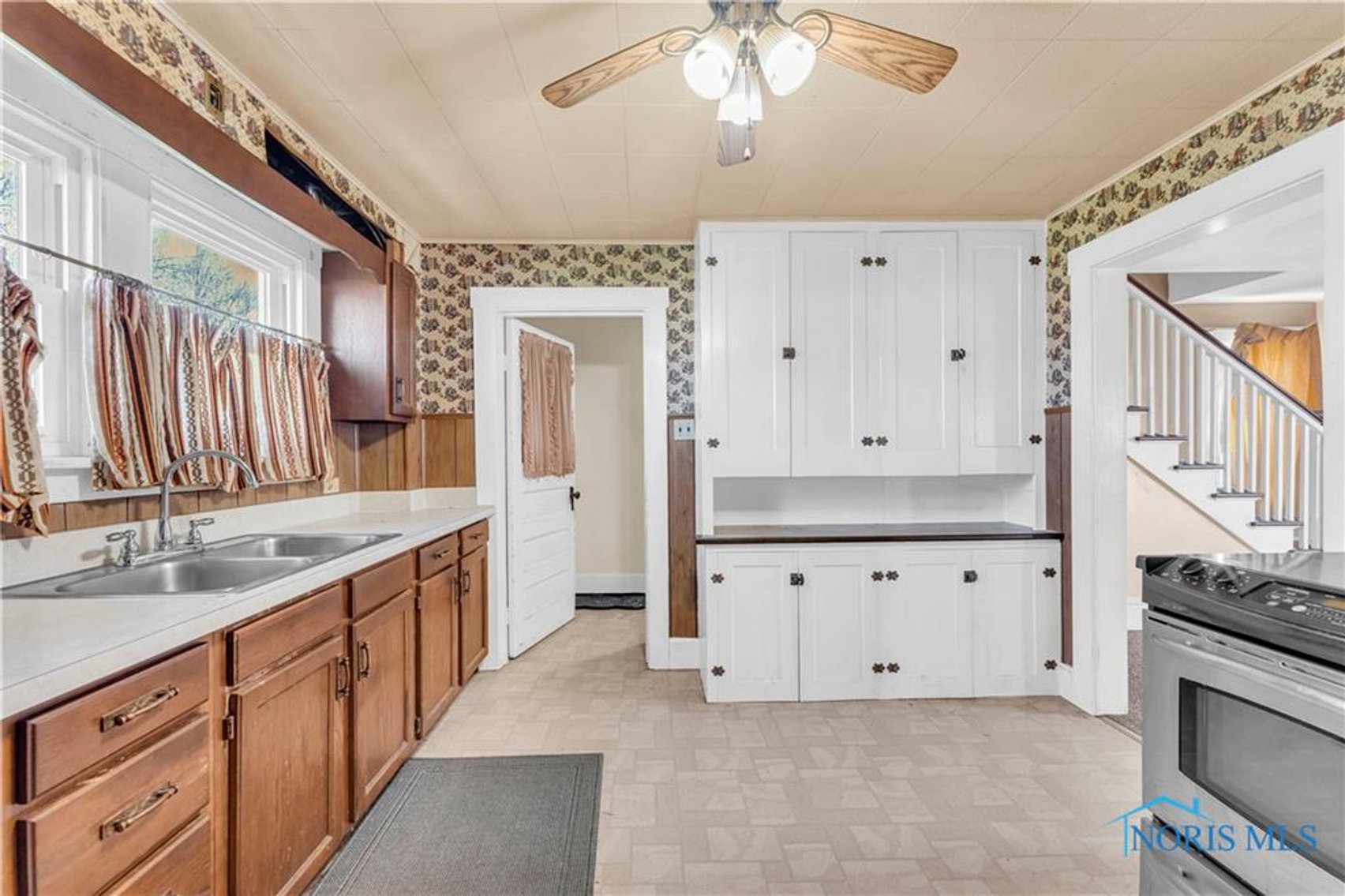 Image for MINIMUM BID AUCTION $125,000! 5315 Jaycox