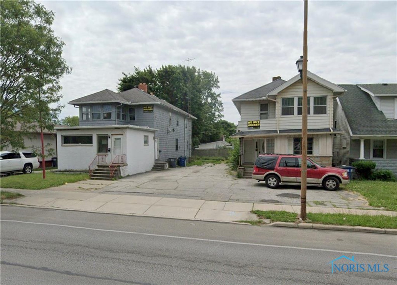 Image for MINIMUM BID AUCTION $49,000! 1327 W. Sylvania Ave
