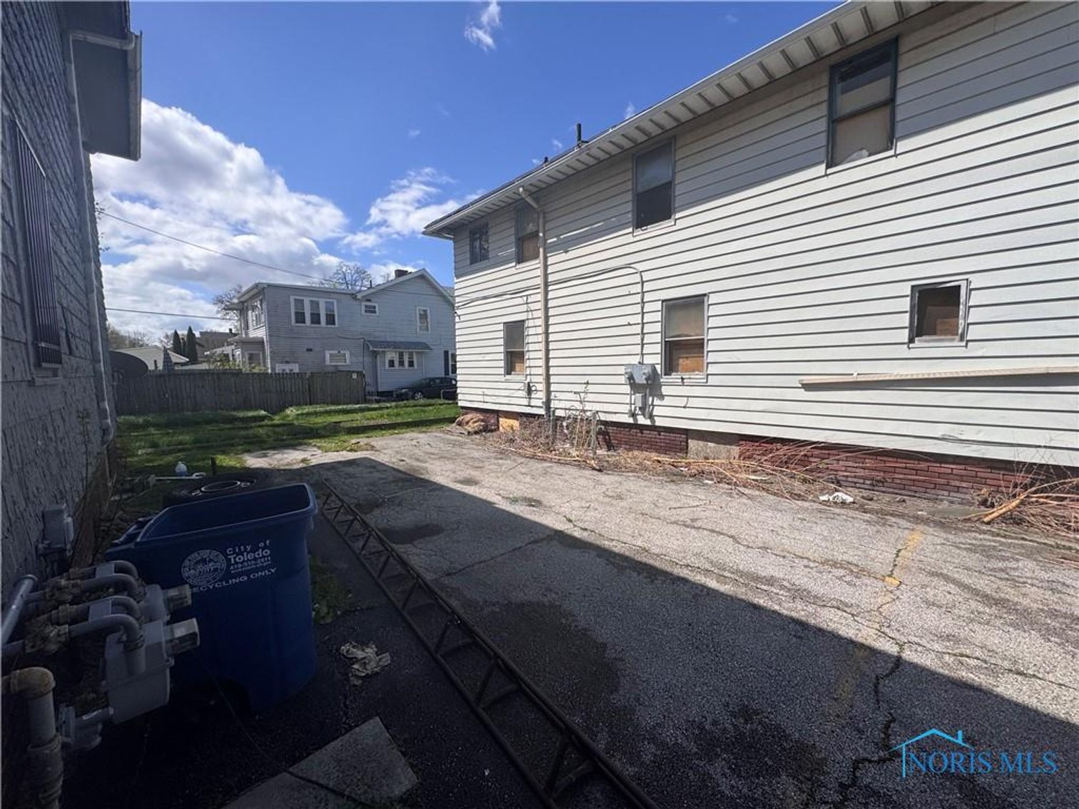 Image for MINIMUM BID AUCTION $49,000! 1327 W. Sylvania Ave