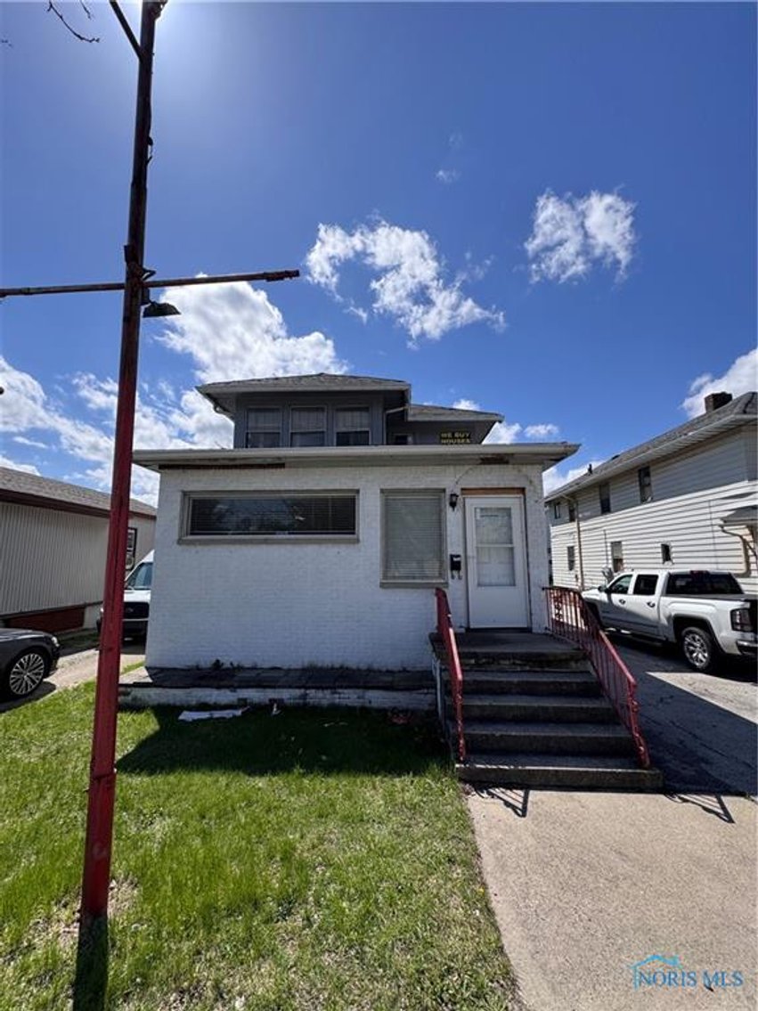 Image for MINIMUM BID AUCTION $49,000! 1327 W. Sylvania Ave