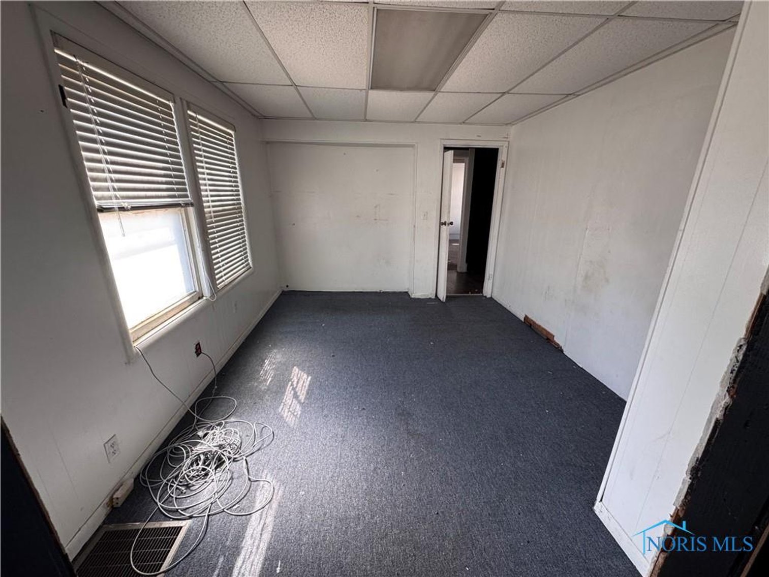 Image for MINIMUM BID AUCTION $49,000! 1327 W. Sylvania Ave