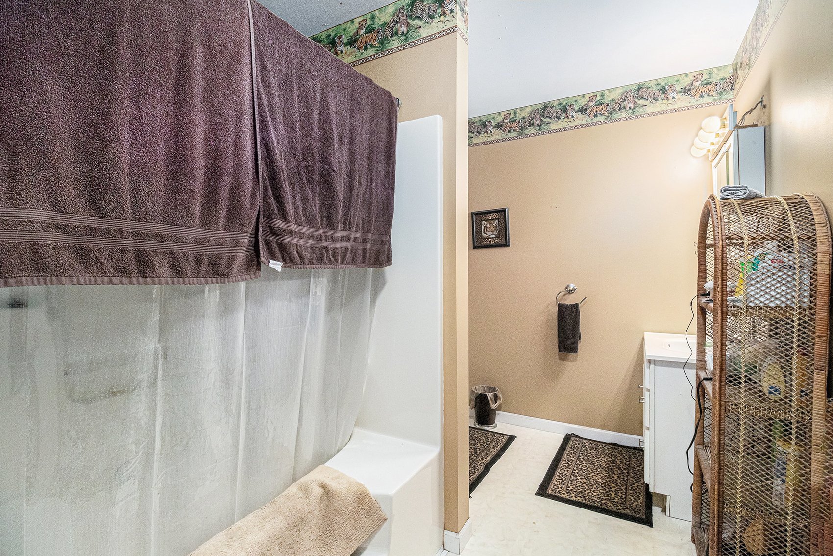 Image for MINIMUM BID AUCTION $225,000! 6612 Garden Rd