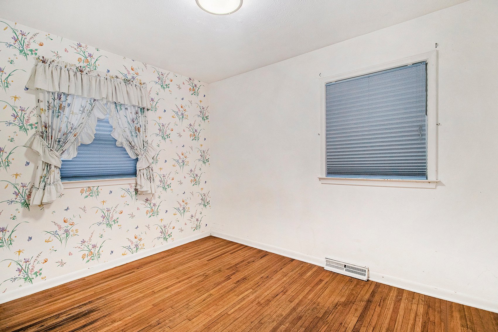 Image for MINIMUM BID AUCTION $60,000! 1486 Slater St.