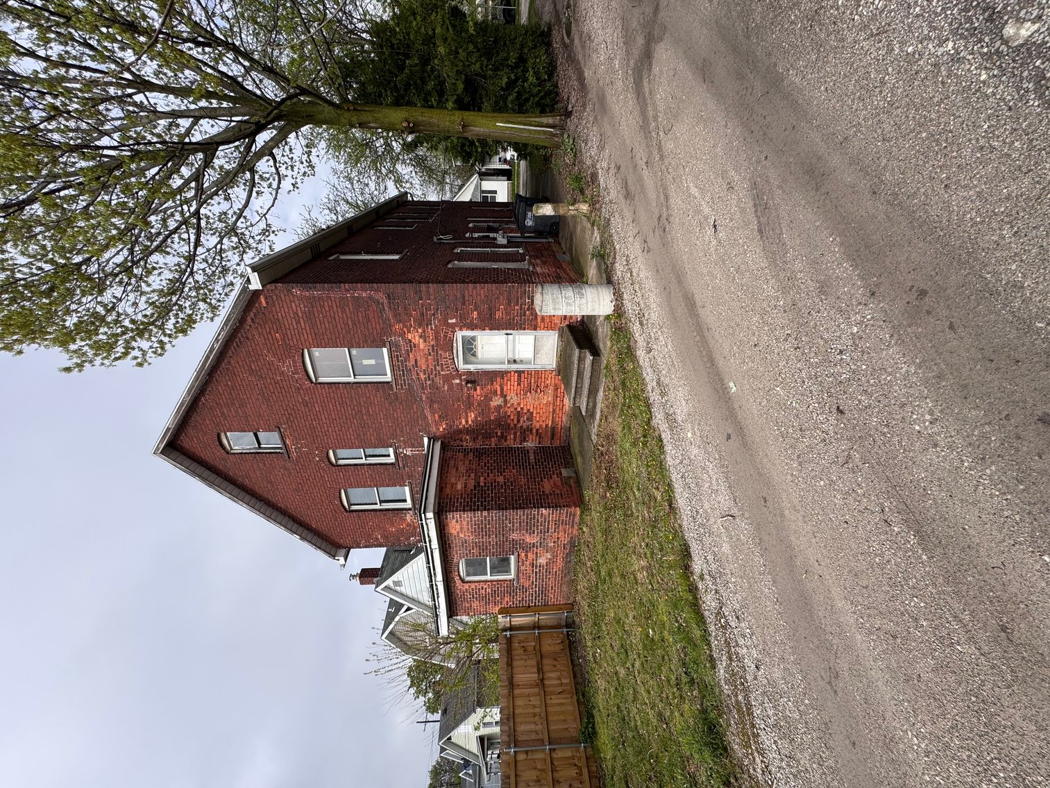 Image for MINIMUM BID AUCTION $9,000! 364 Burger St