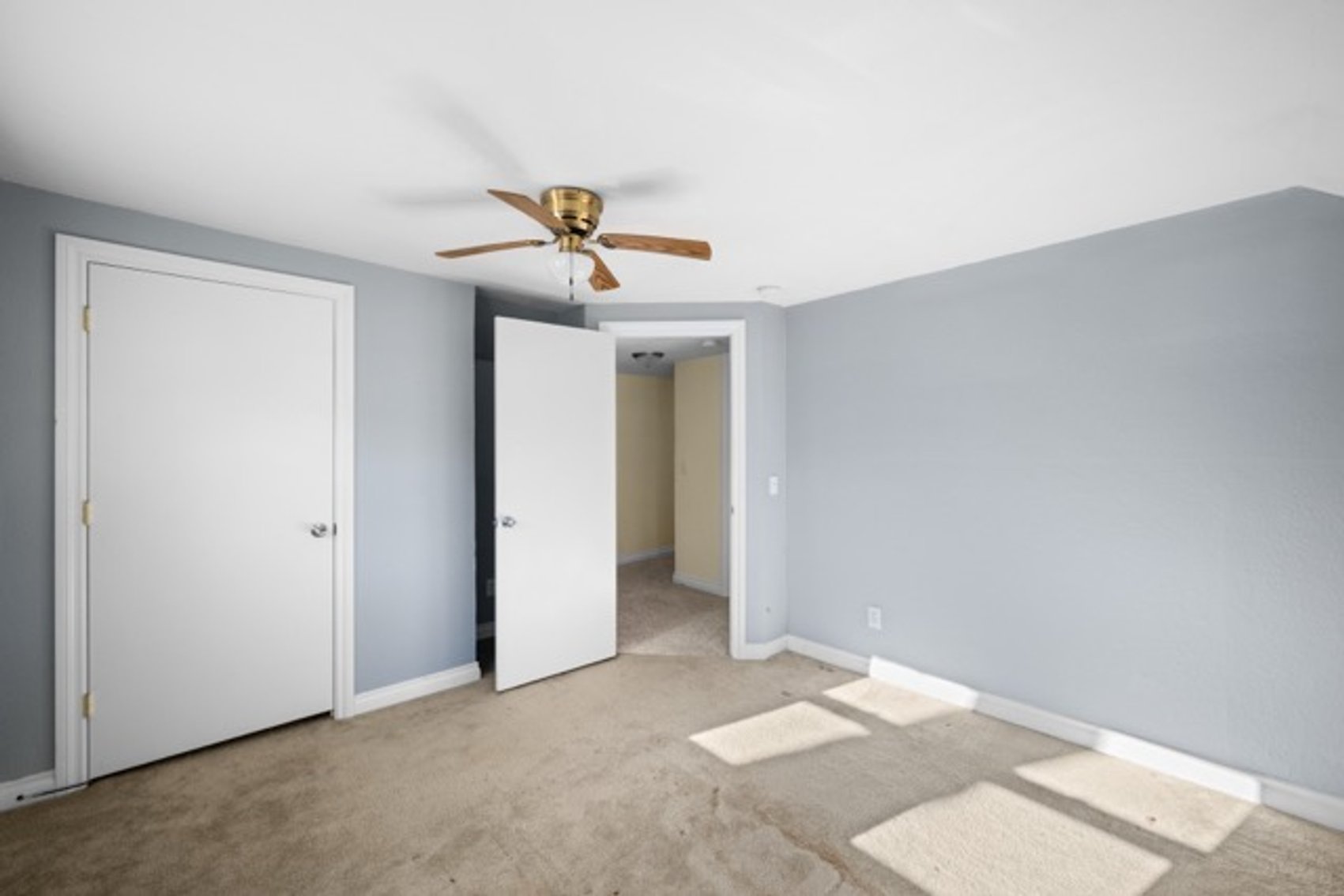 Image for MINIMUM BID AUCTION $119,000! 3157 Maplewood